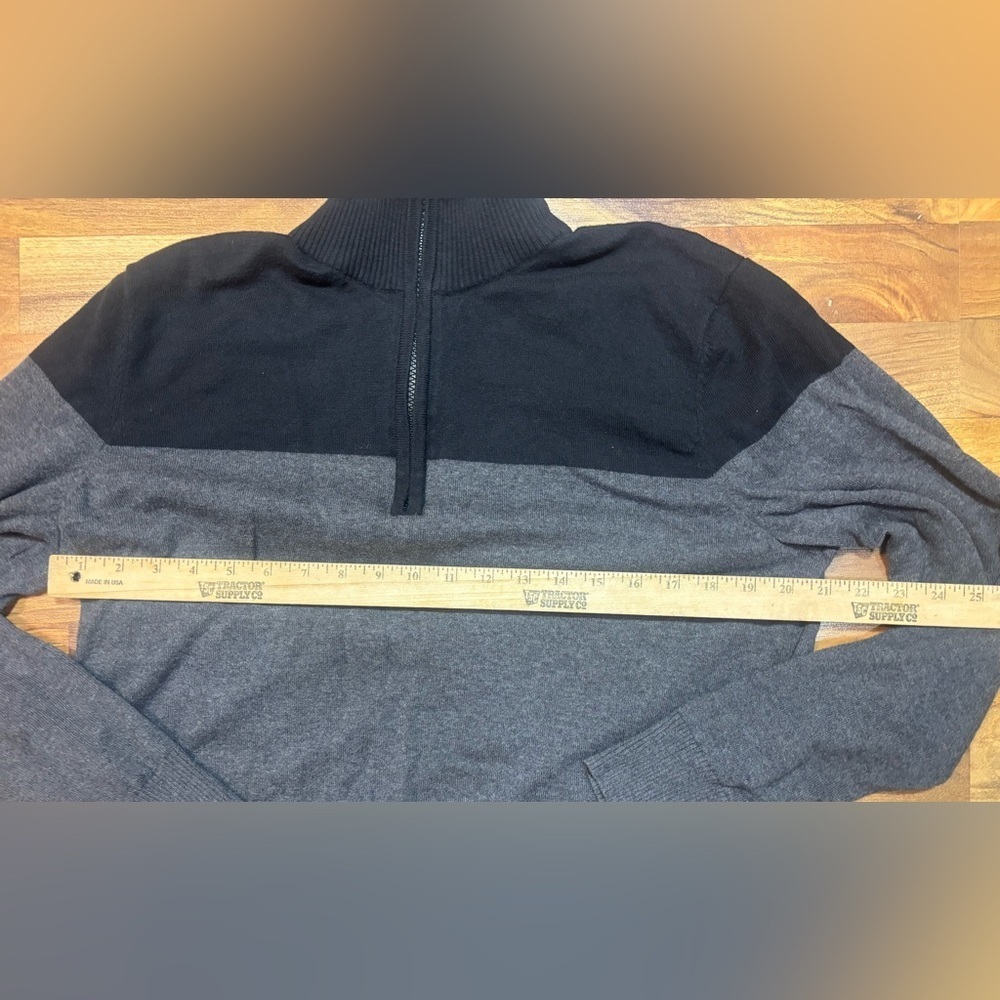 The North Face Men's  1/4 Zip Long Sleeve Size Large Sweater Black Gray Outdoors - Picture 3 of 7